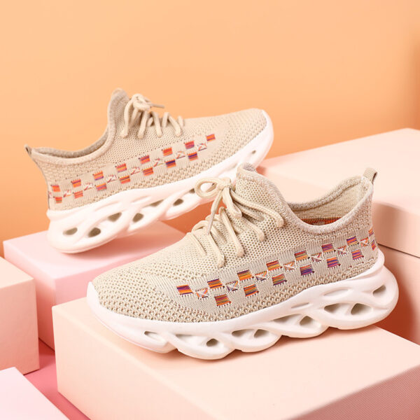 Girls' sports shoes with mesh - Image 8