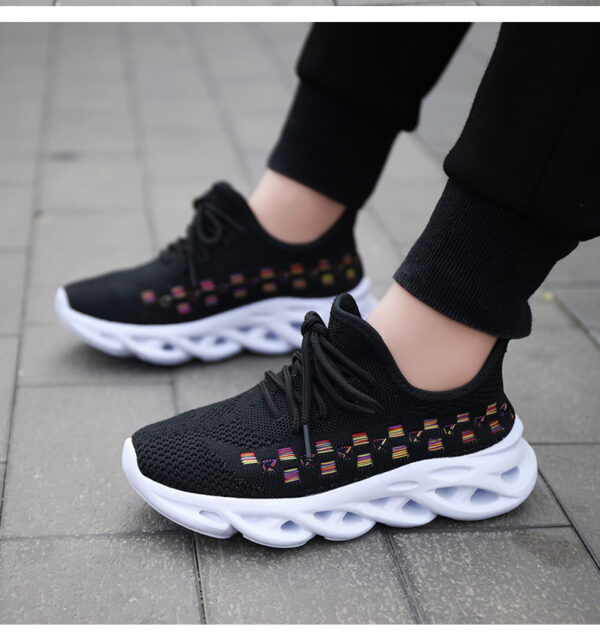 Girls' sports shoes with mesh - Image 6