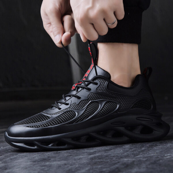 Inner Heightening Men's Shoes Invisible Heightening Breathable Mesh Shoes - Image 2