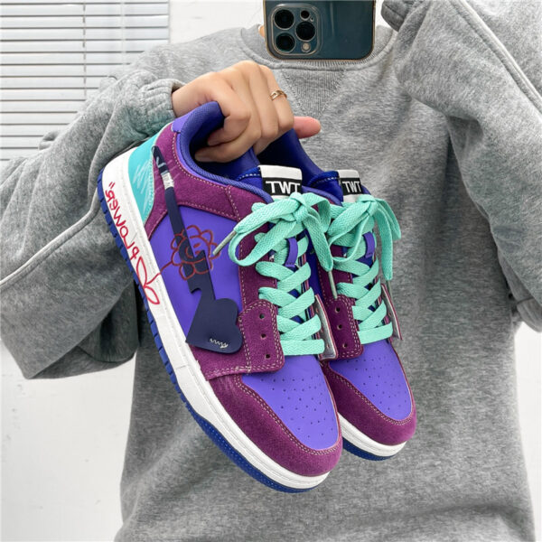 Mens Fashionable And Versatile Graffiti Shoes - Image 3